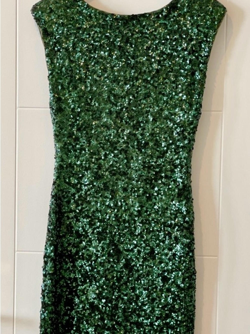 Alice + Olivia Emerald Green Sequin Midi Dress
